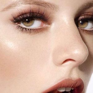 Meet your Posher, Helen